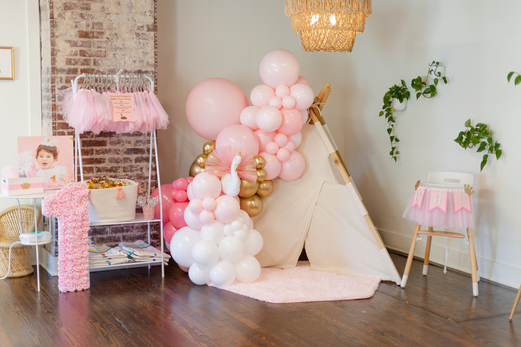 Swan Themed 1st Birthday Party