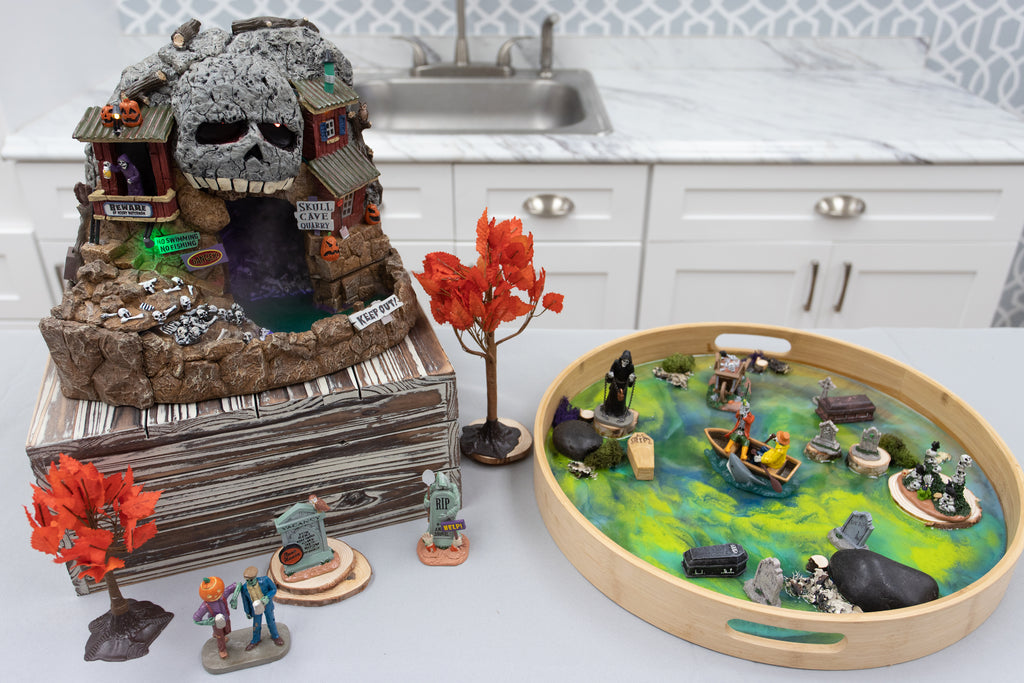 Lemax Spooky Town