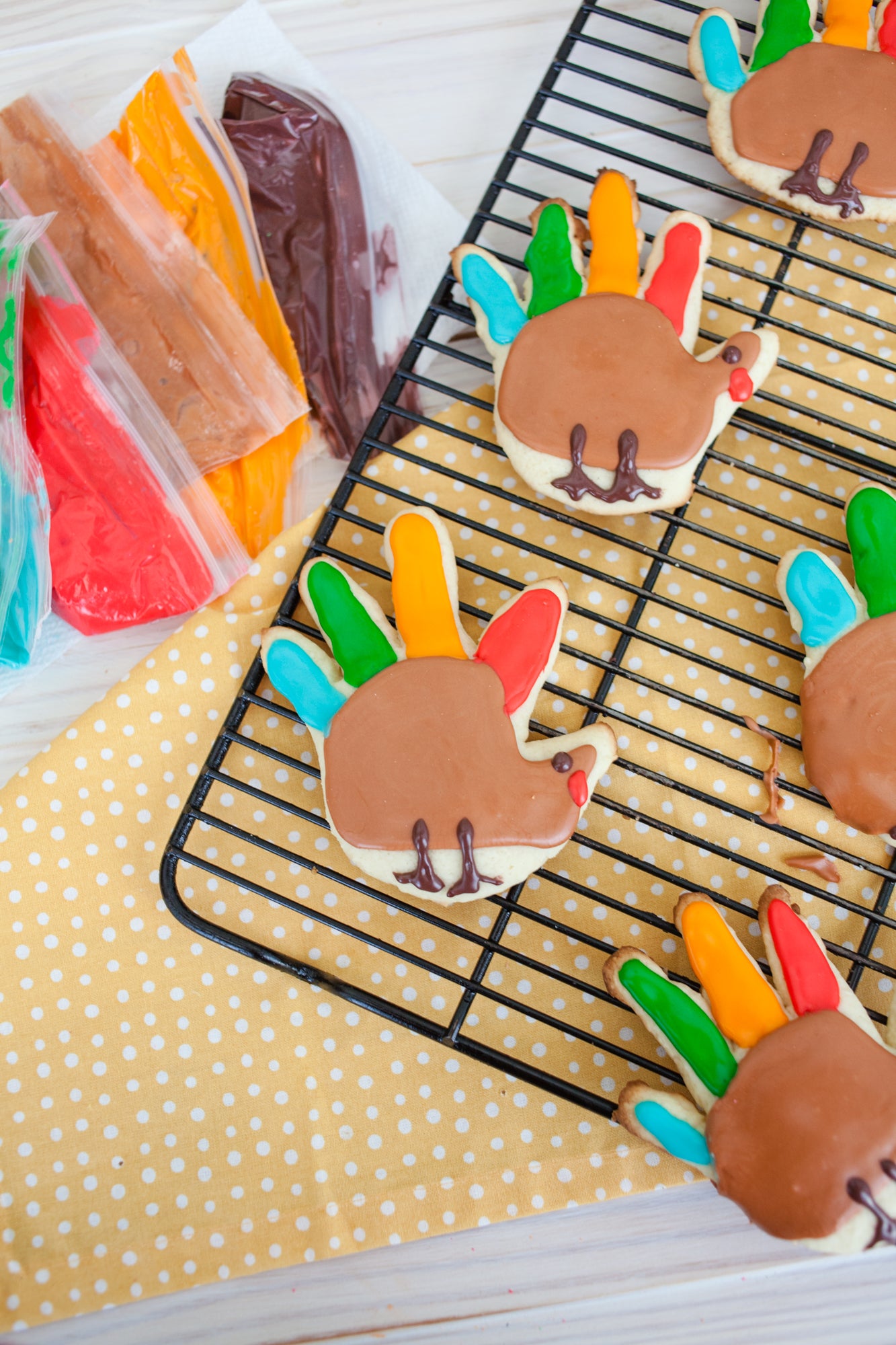 Kid's Thanksgiving Hand Cookies