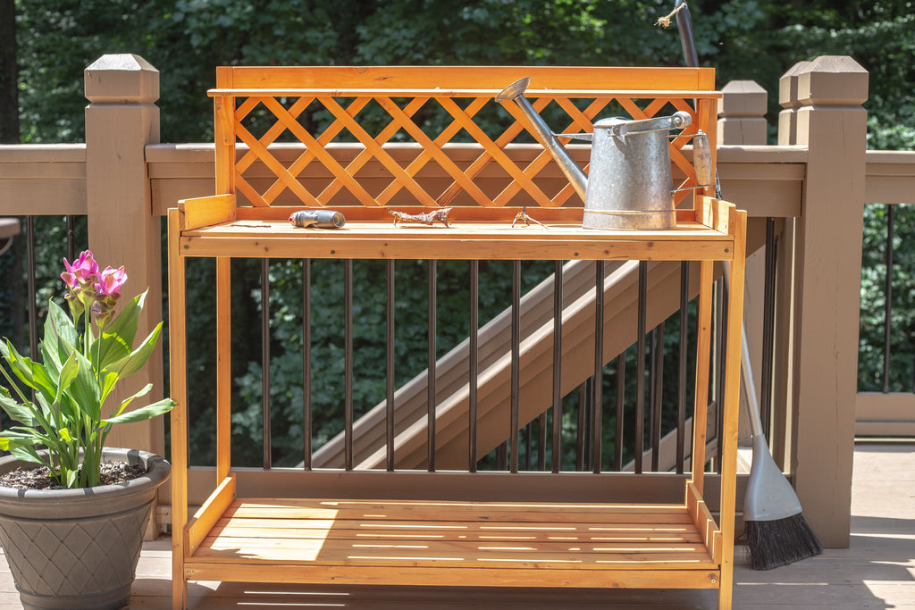 Upcycle a Garden Table to an Outdoor Bar