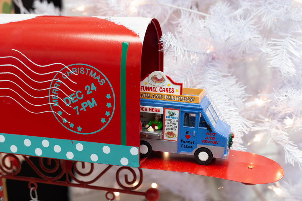 Lemax Holiday Village