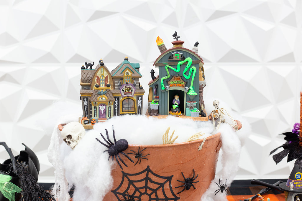 Lemax Spooky Town Halloween Collection Village Set-Up