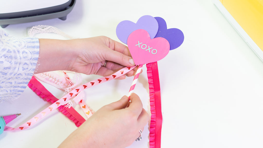 Cricut Valentine's Day Wand
